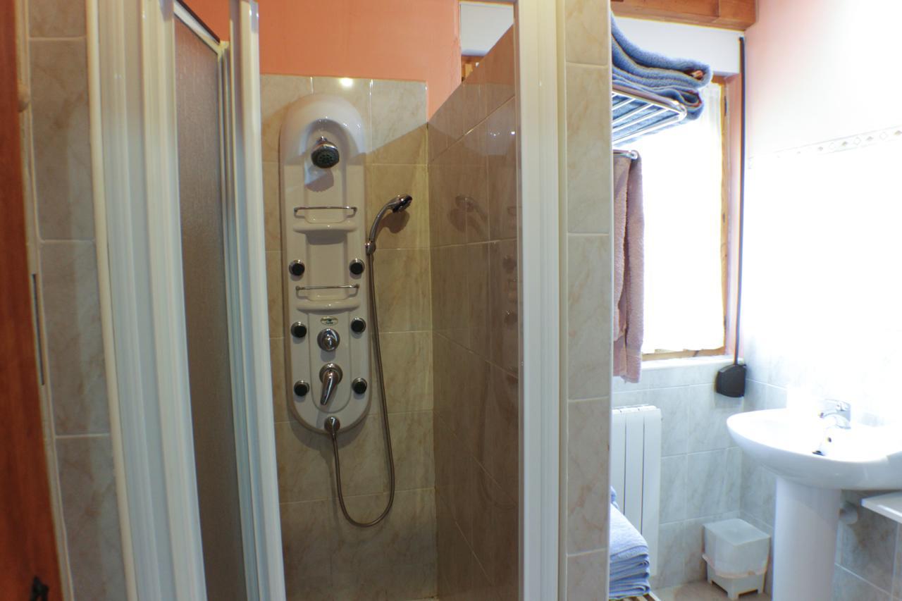 Apartamentos La Picota Cofinal ภายนอก รูปภาพ