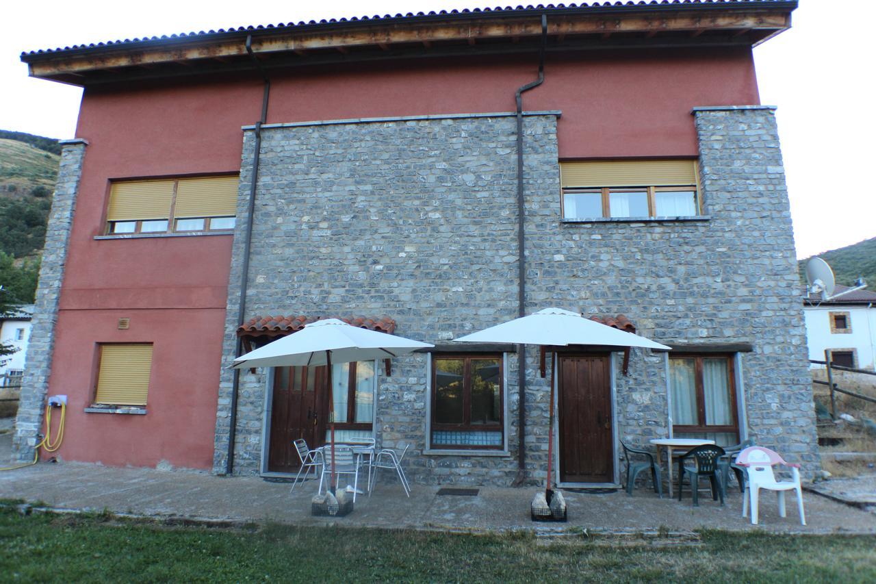 Apartamentos La Picota Cofinal ภายนอก รูปภาพ
